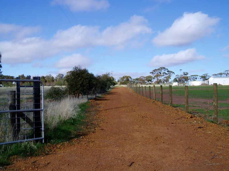 21 Seventh Road Bejoording, Toodyay WA 6566