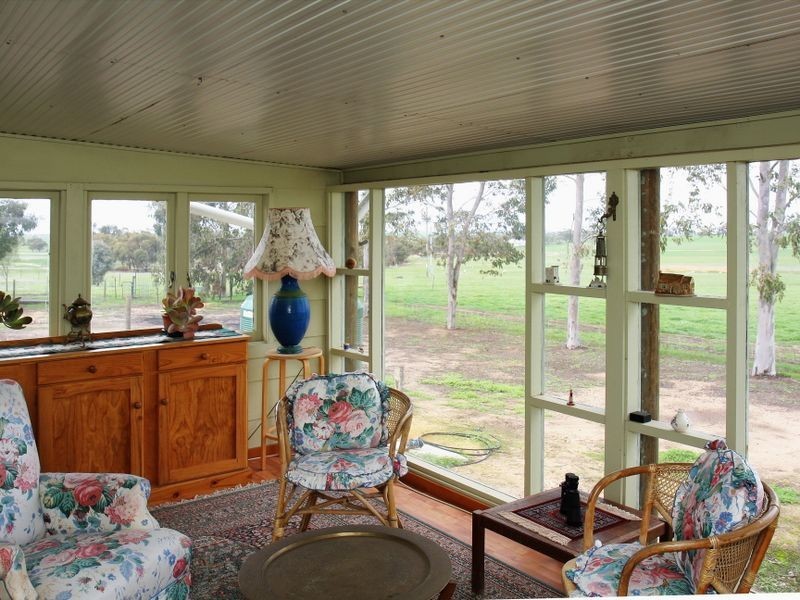 203 Hughes Road Wongamine, Toodyay WA 6566