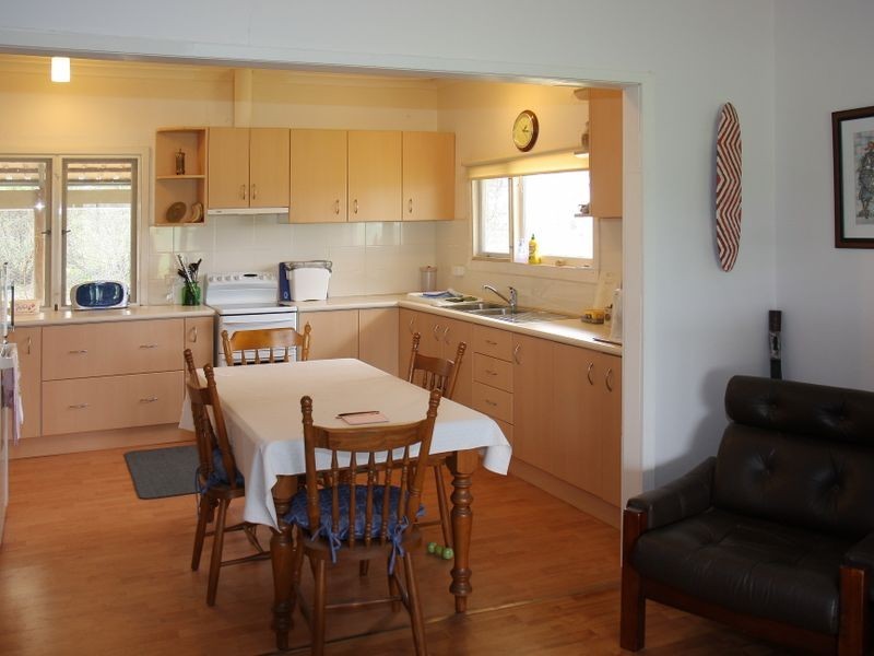 203 Hughes Road Wongamine, Toodyay WA 6566