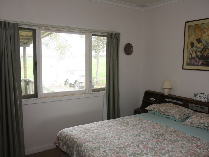 203 Hughes Road Wongamine, Toodyay WA 6566