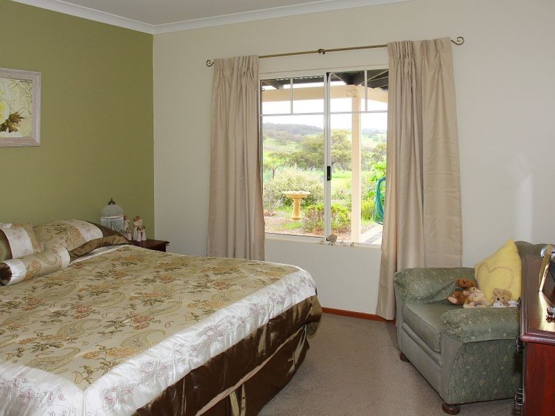 5120 Toodyay Rd, Toodyay WA 6566