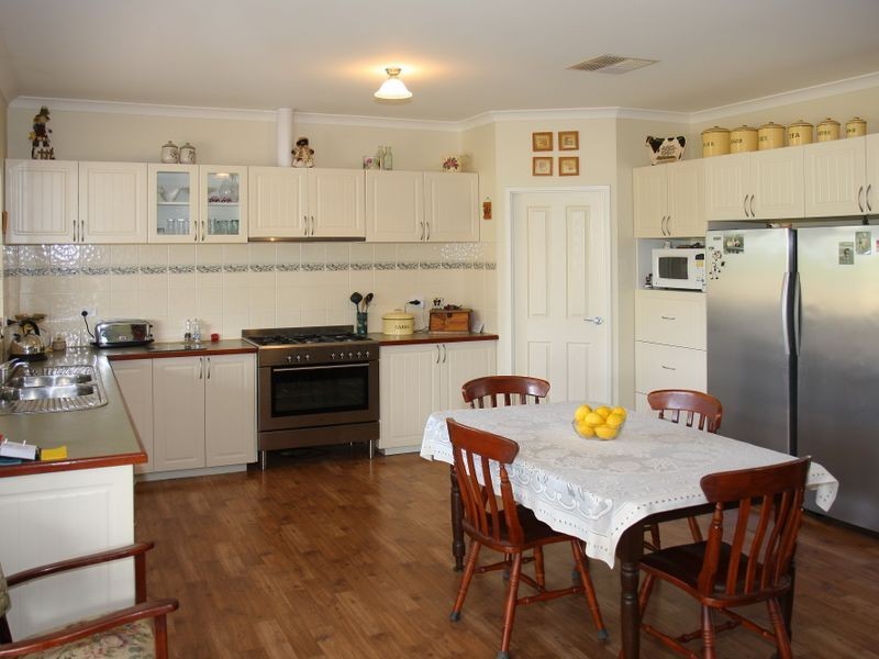 5120 Toodyay Rd, Toodyay WA 6566