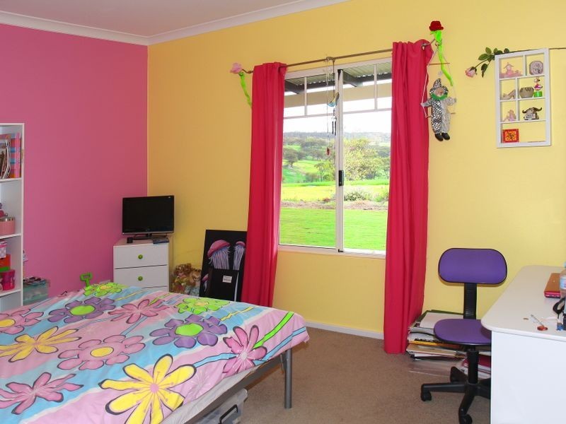 5120 Toodyay Rd, Toodyay WA 6566