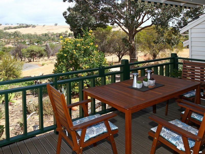 26 Harcourt Street, Toodyay WA 6566