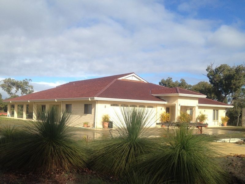 32 Pipe Lily Way, Chittering WA 6084