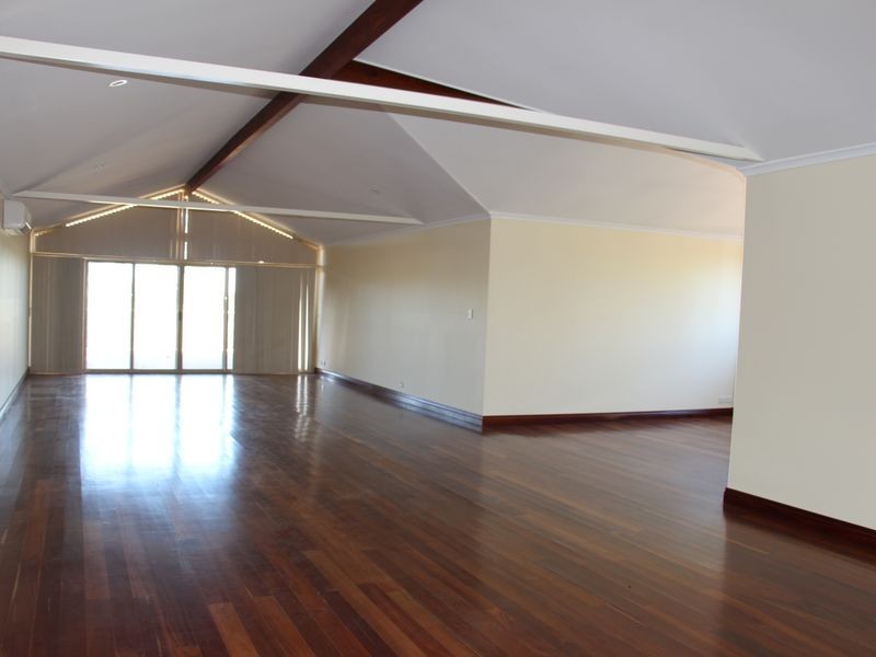 32 Pipe Lily Way, Chittering WA 6084