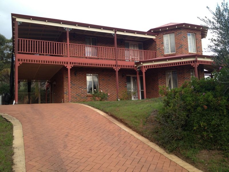10 Mastalerz Retreat, Toodyay WA 6566