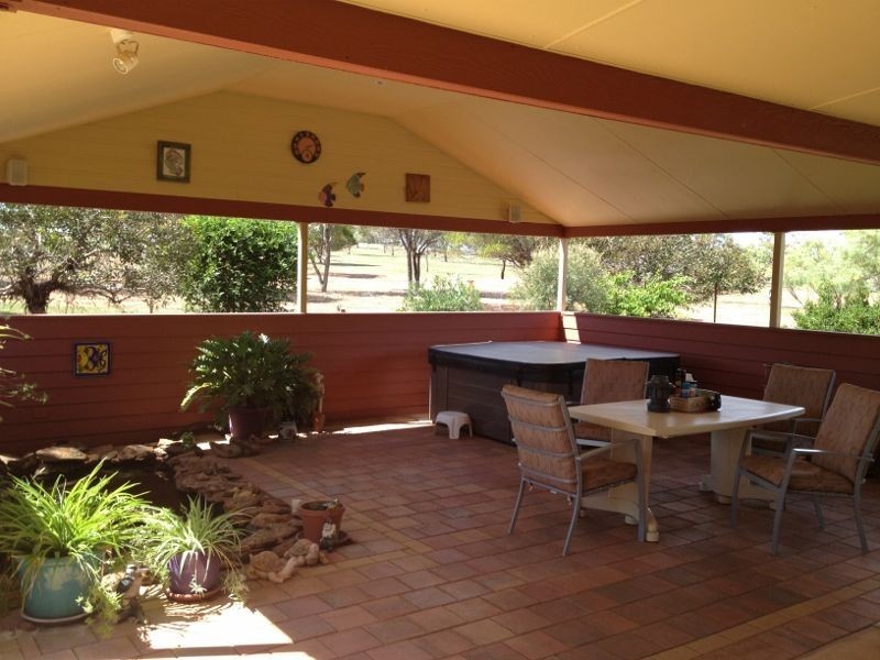 Jennacubbine WA 6401