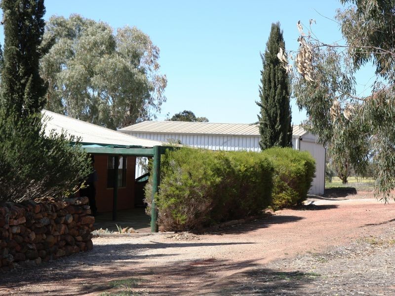 1400 Haddrill Rd, Jennacubbine WA 6401