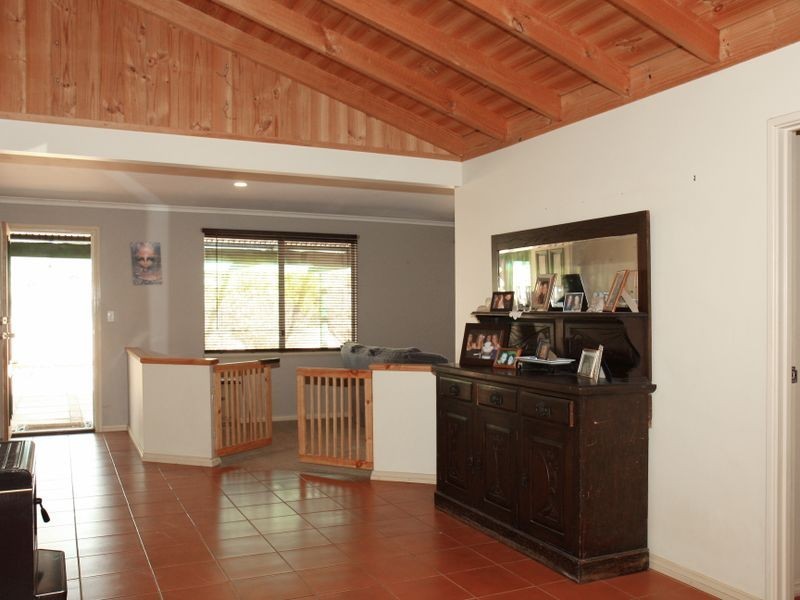 1400 Haddrill Rd, Jennacubbine WA 6401