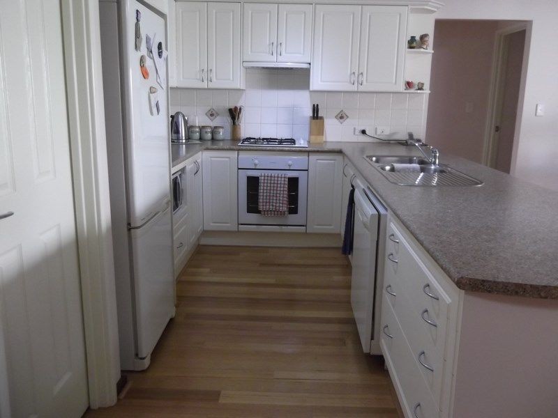 18 Harcourt Street, Toodyay WA 6566