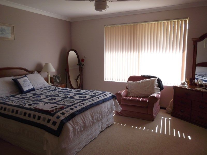 18 Harcourt Street, Toodyay WA 6566