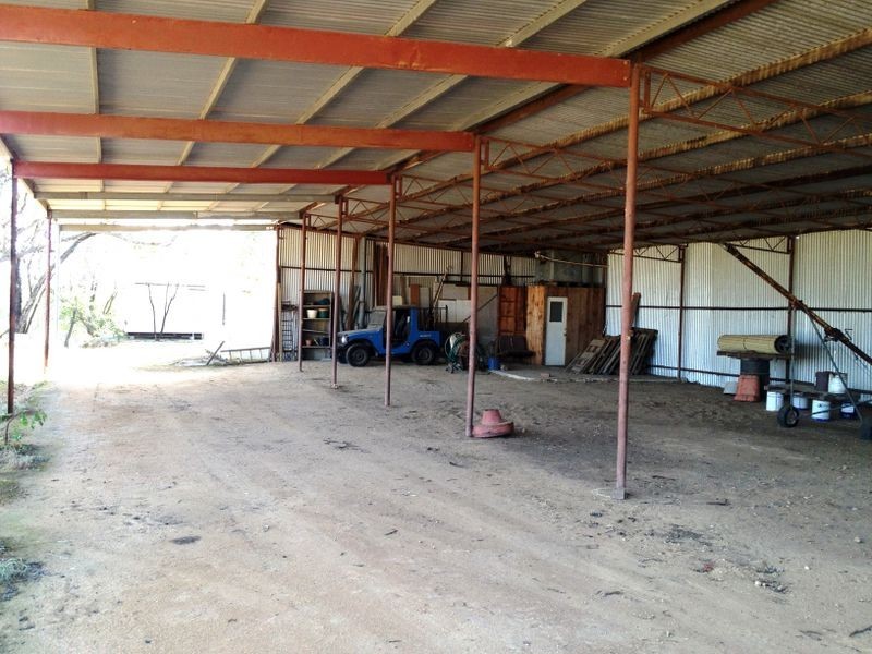 132 Lawler Rd, Goomalling WA 6460