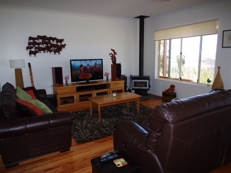 156 Drummondi Drive, Toodyay WA 6566