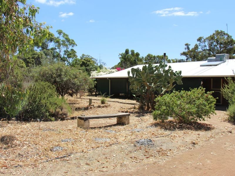 25 Red Gum Circle, Toodyay WA 6566