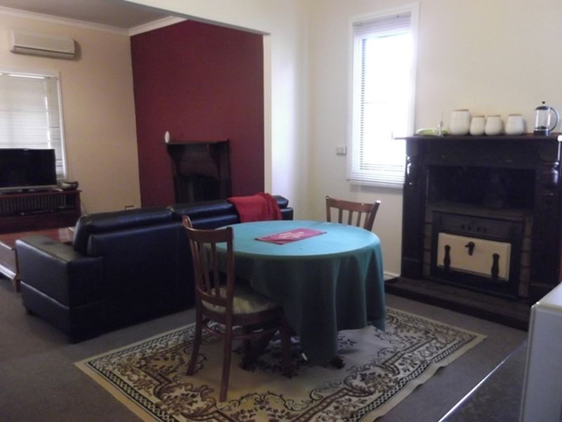 11 (Lot 11) Henry St, Toodyay WA 6566
