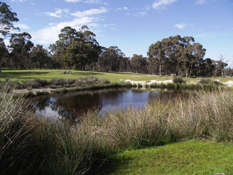 570 Burma Road, Bailup WA 6082