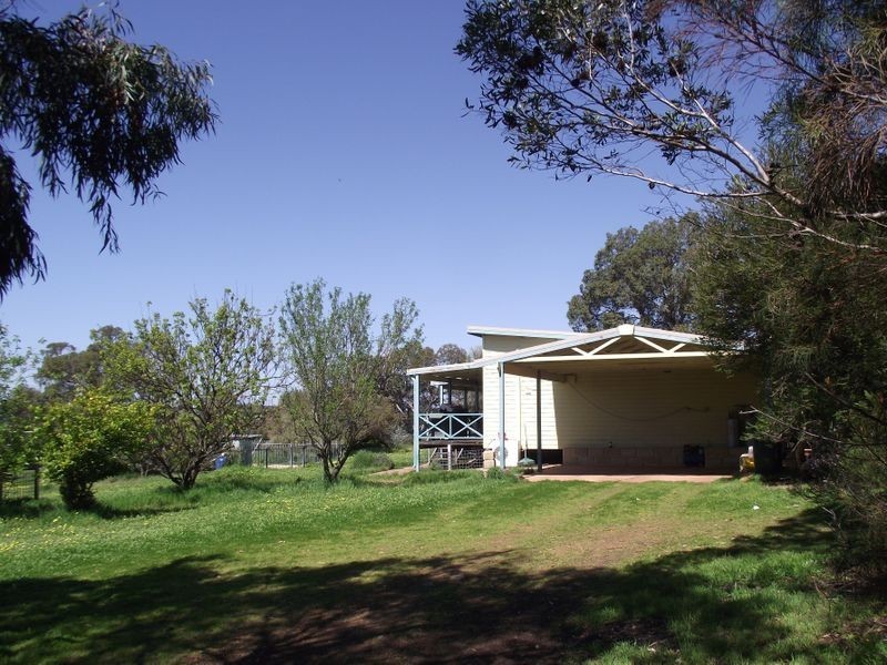 570 Burma Road, Bailup WA 6082