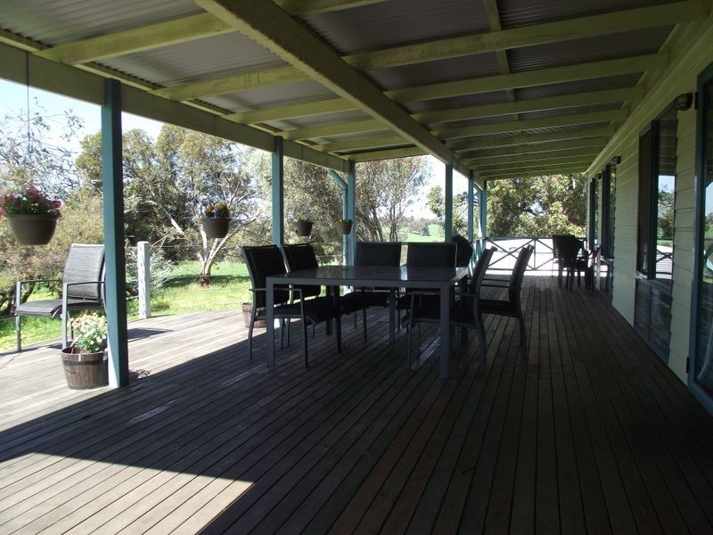 570 Burma Road, Bailup WA 6082