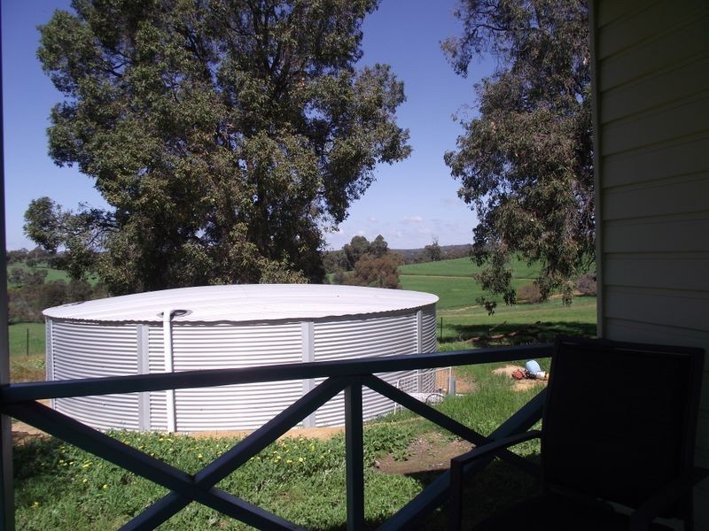 570 Burma Road, Bailup WA 6082