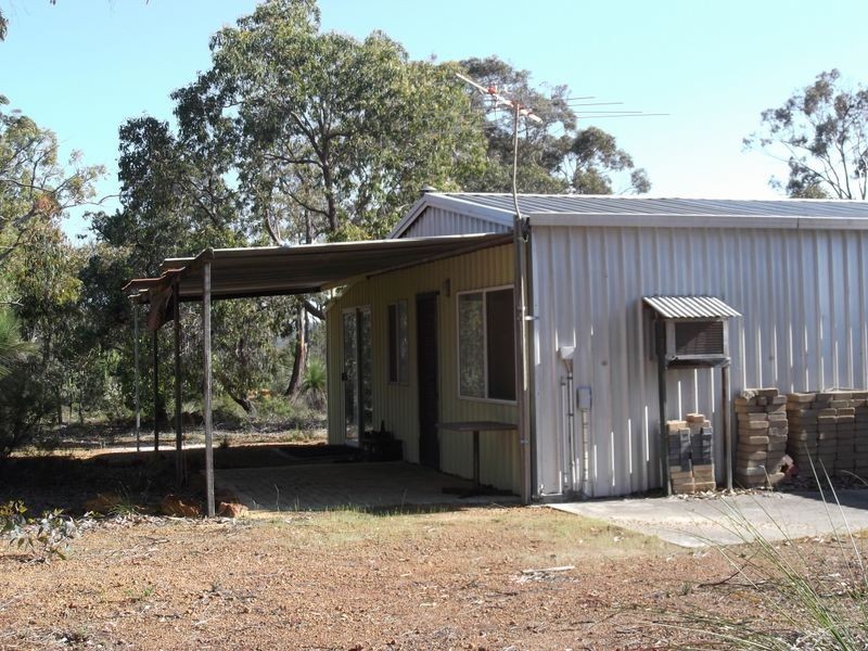 69 Powder Bark Road, Toodyay WA 6566