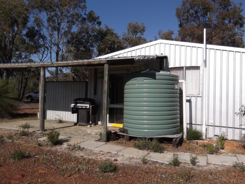 69 Powder Bark Road, Toodyay WA 6566