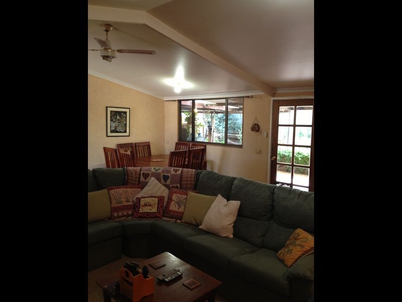 32 Davies Road, Toodyay WA 6566