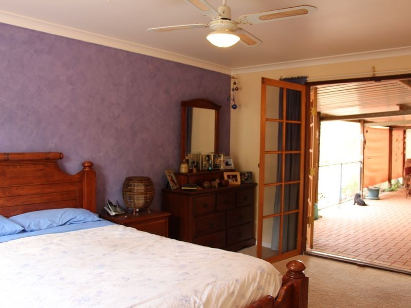 32 Davies Road, Toodyay WA 6566