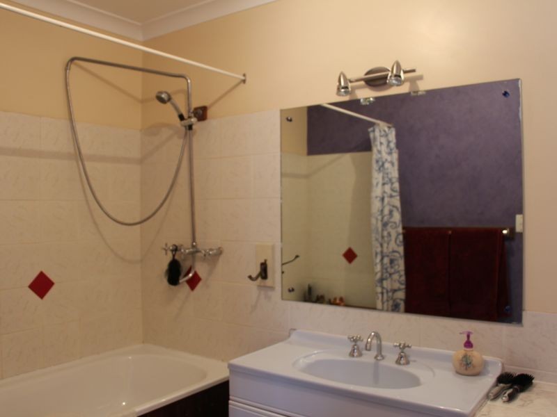 32 Davies Road, Toodyay WA 6566