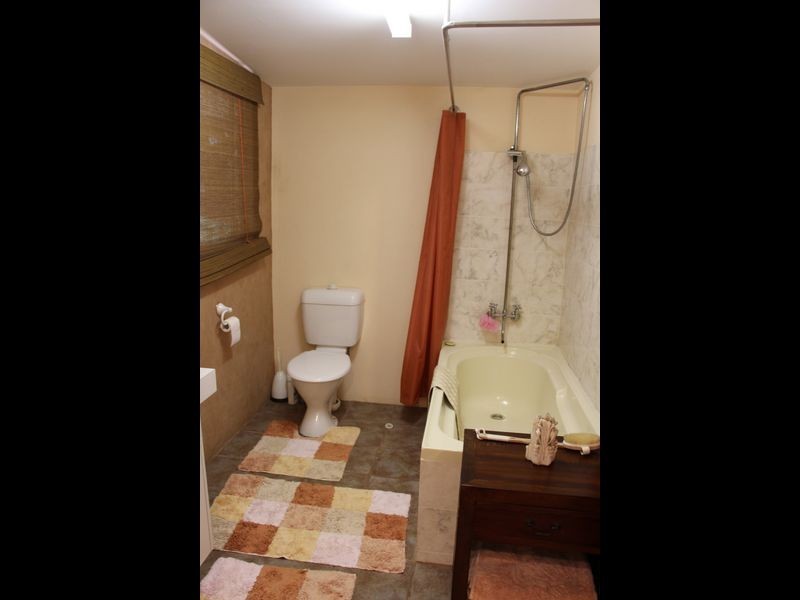 32 Davies Road, Toodyay WA 6566