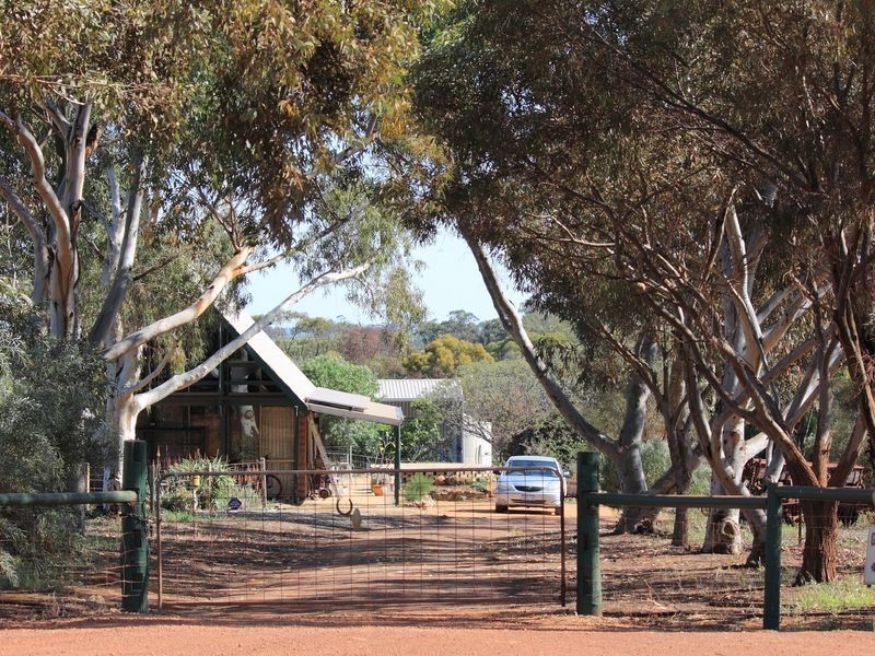 349 Nunile Road, Toodyay WA 6566