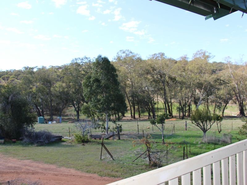 68 Fitzgerald Terrace, Toodyay WA 6566