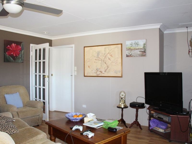 68 Fitzgerald Terrace, Toodyay WA 6566