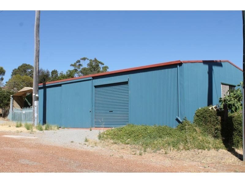 61 Stirling Tce, Toodyay WA 6566
