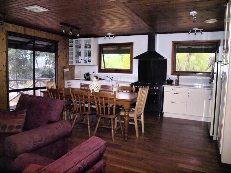 5770 (Lot Toodyay Road, Toodyay WA 6566