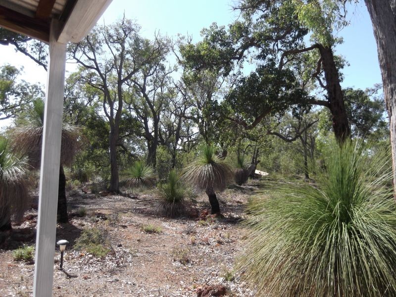 149 Parkland Dr, Toodyay WA 6566