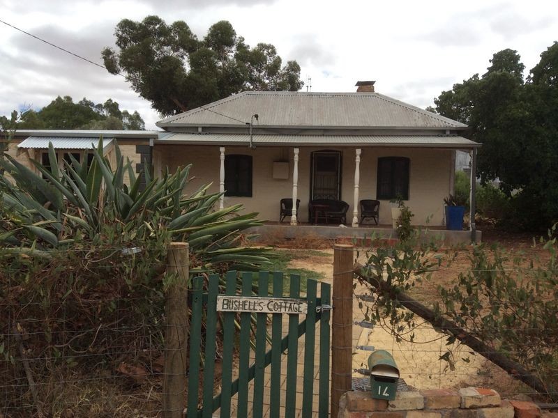 14 Toodyay West Rd, Toodyay WA 6566