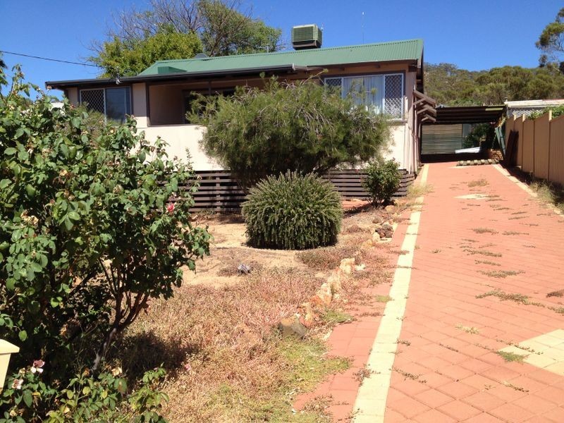 11 Stirling Tce, Toodyay WA 6566