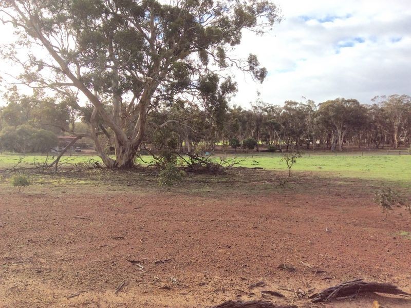 20 (LOT684 Marginata Road, Toodyay WA 6566