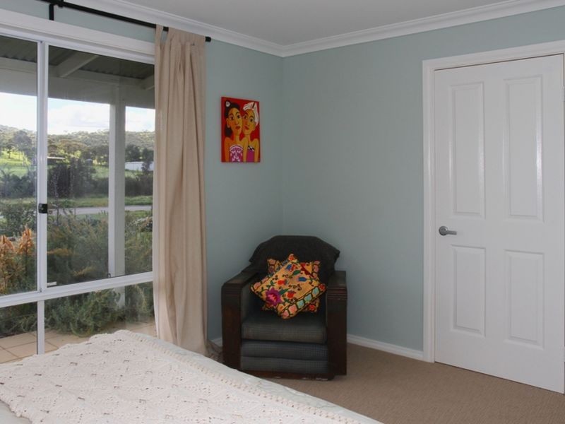 105 Campbell Chase, Bejoording WA 6566