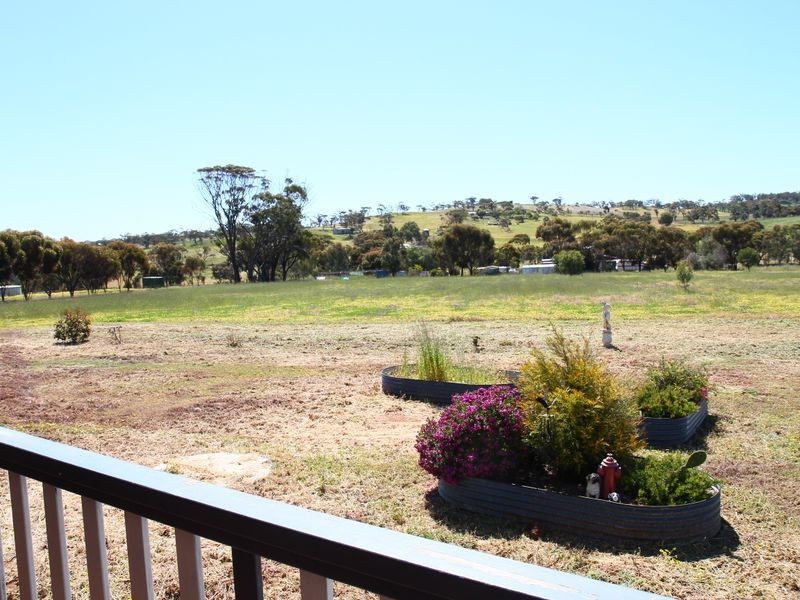 36 Ralph Ct, Toodyay WA 6566