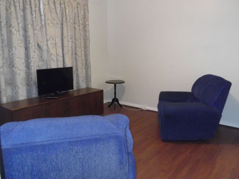 7 ODDFELLOWS ST, Toodyay WA 6566