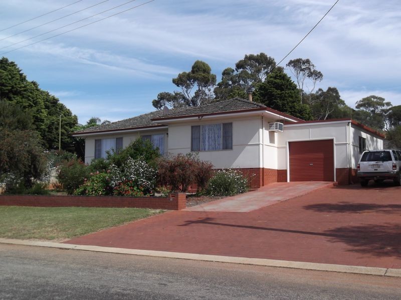 19 Connor St, Toodyay WA 6566