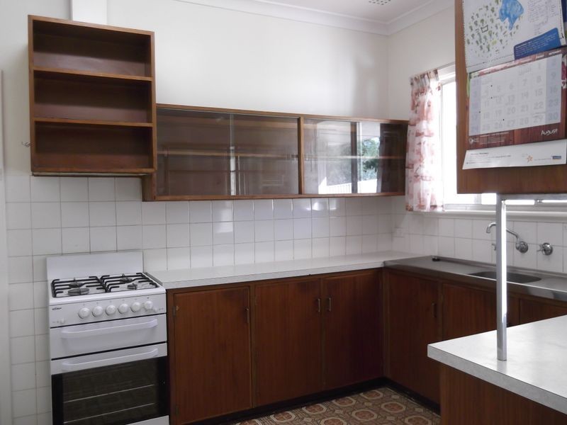 19 Connor St, Toodyay WA 6566