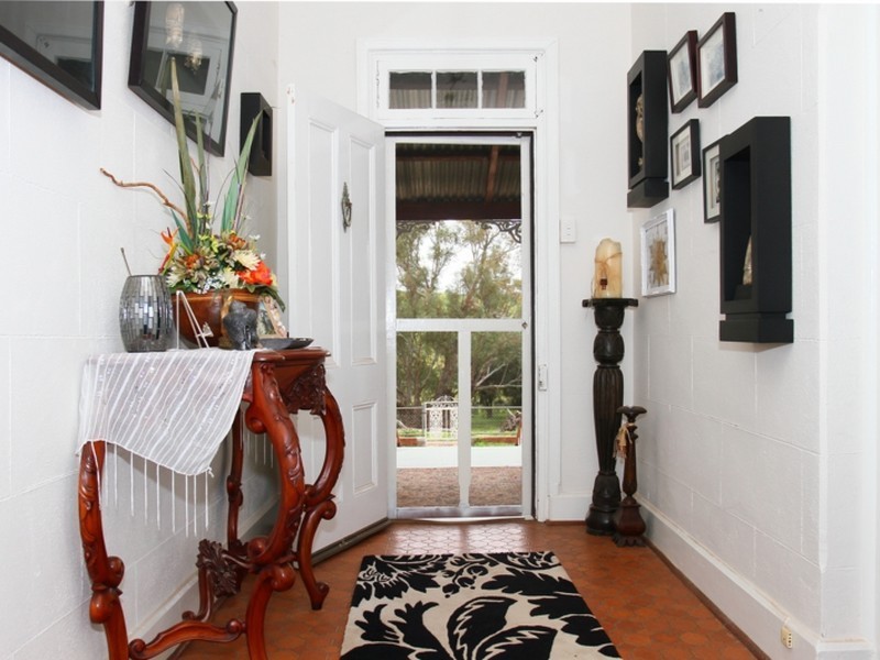 413 Dumbarton Road, Toodyay WA 6566