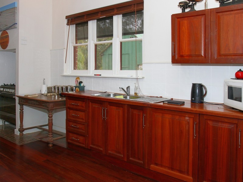 413 Dumbarton Road, Toodyay WA 6566