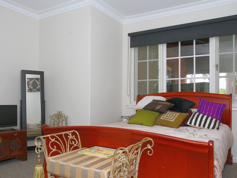 413 Dumbarton Road, Toodyay WA 6566