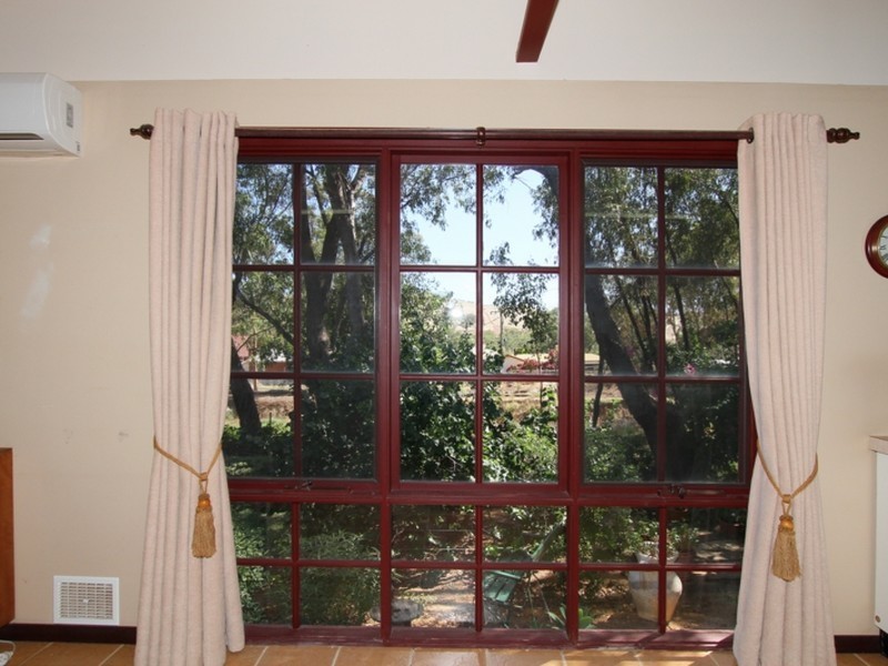 2 Duke Street, Toodyay WA 6566