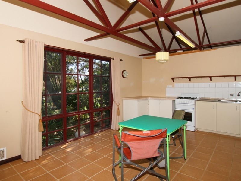 2 Duke Street, Toodyay WA 6566