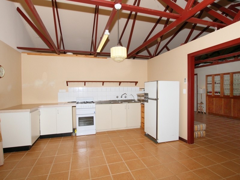 2 Duke Street, Toodyay WA 6566